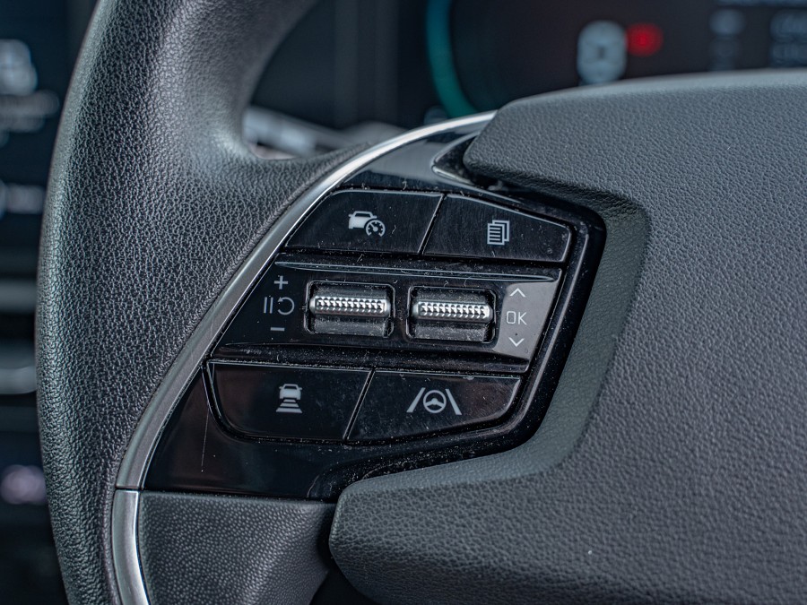 2023 Kia Niro 13