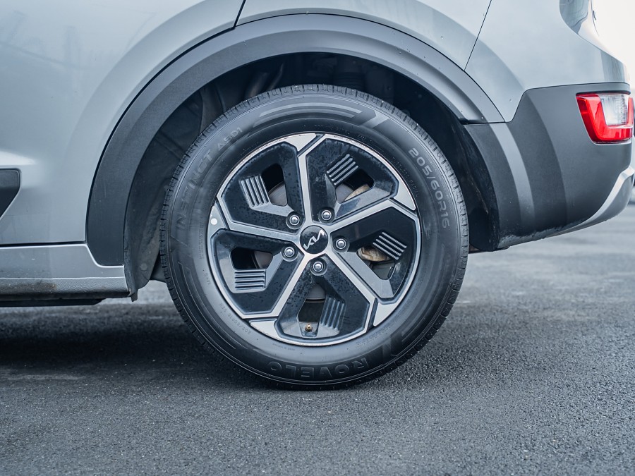 2023 Kia Niro 7