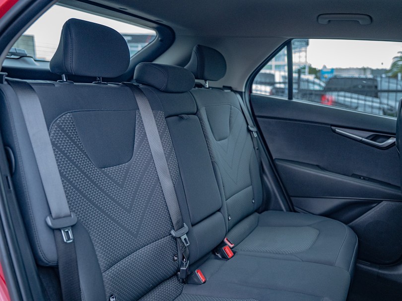 2023 Kia Niro 17