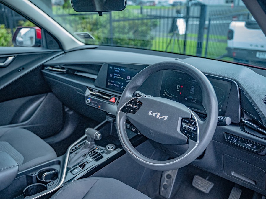 2023 Kia Niro 9