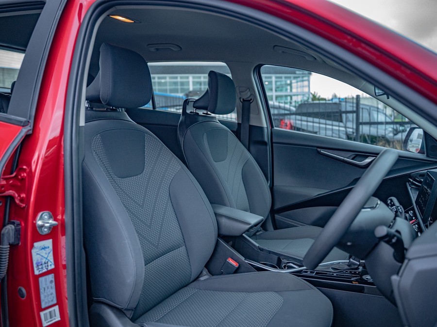 2023 Kia Niro 8