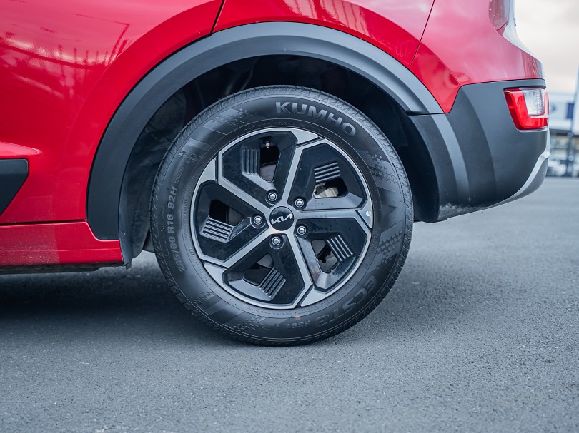 2023 Kia Niro 7