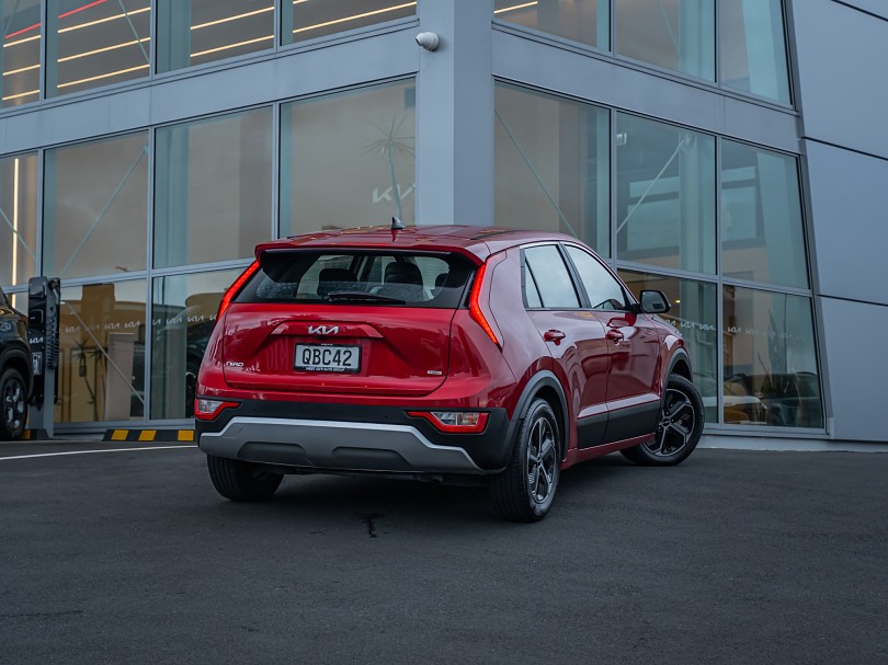2023 Kia Niro 2