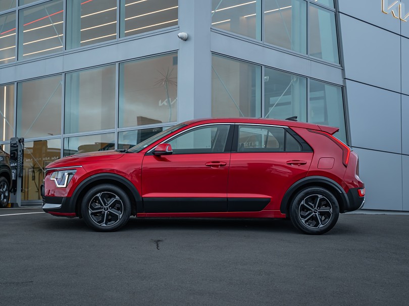 2023 Kia Niro 5