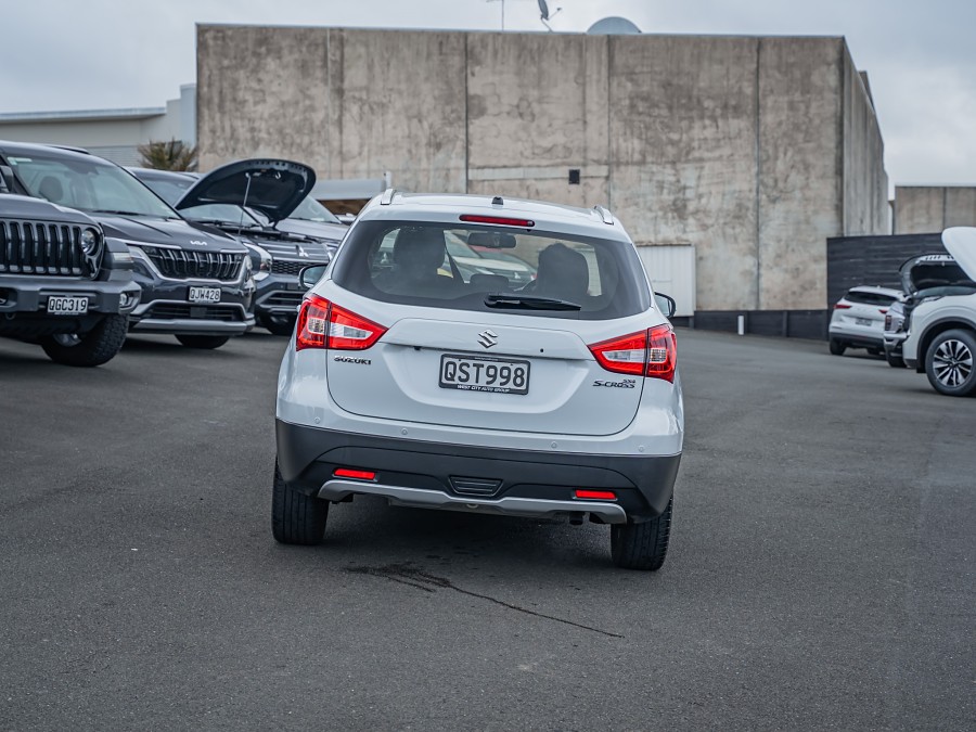 2021 Suzuki S-Cross 4
