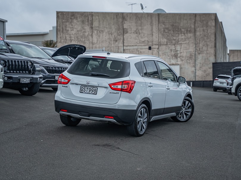 2021 Suzuki S-Cross 2
