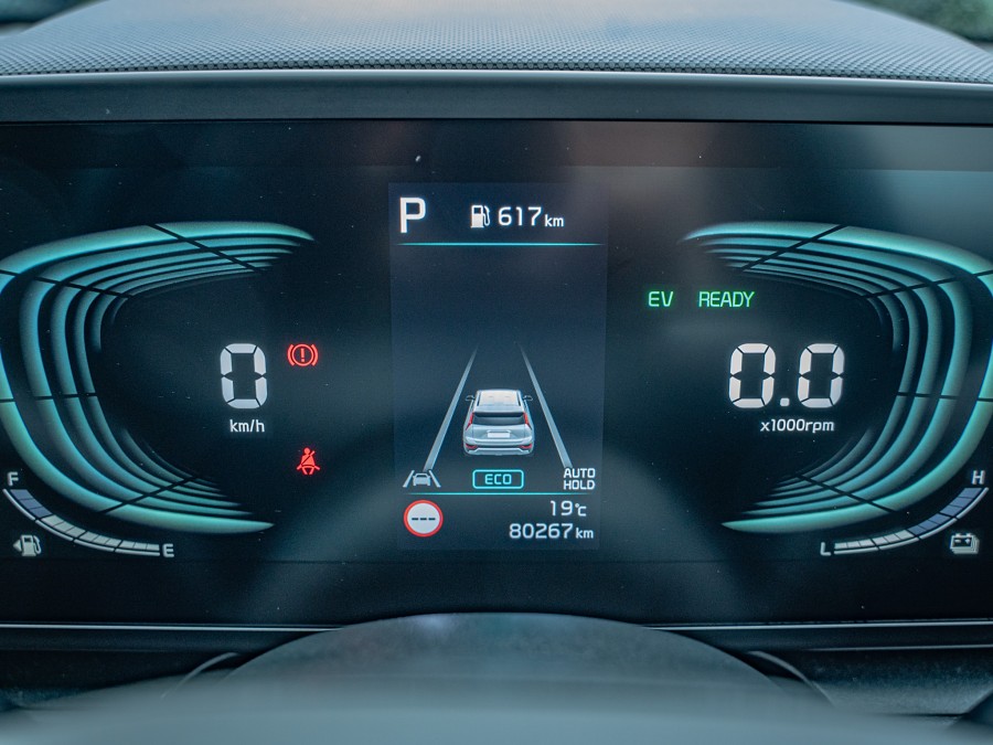 2023 Kia Niro 12