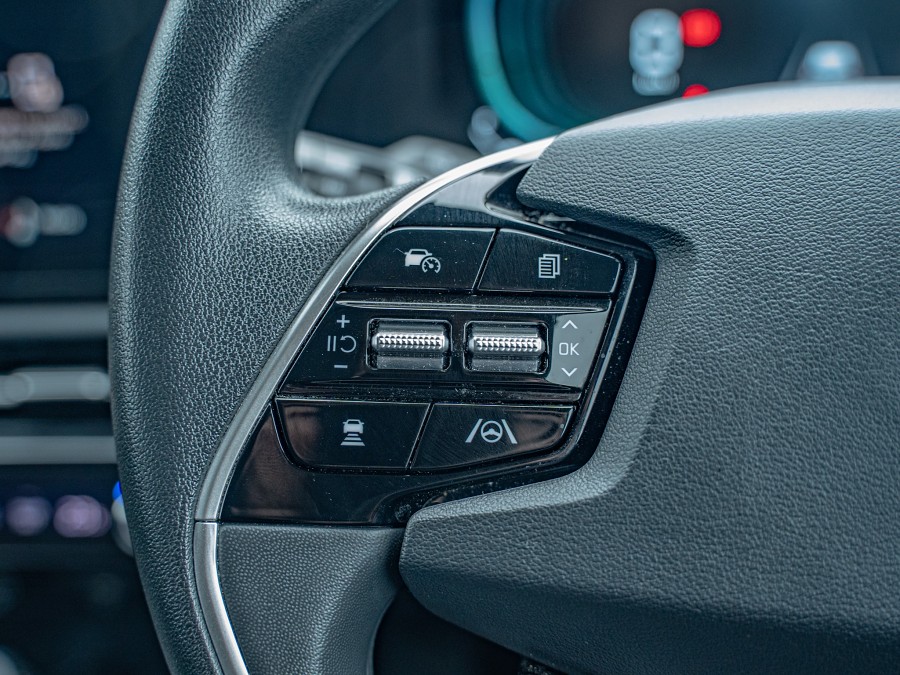 2023 Kia Niro 13