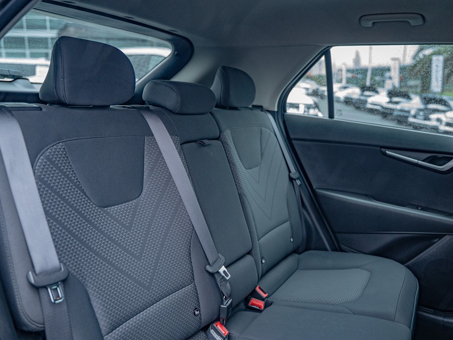 2023 Kia Niro 17