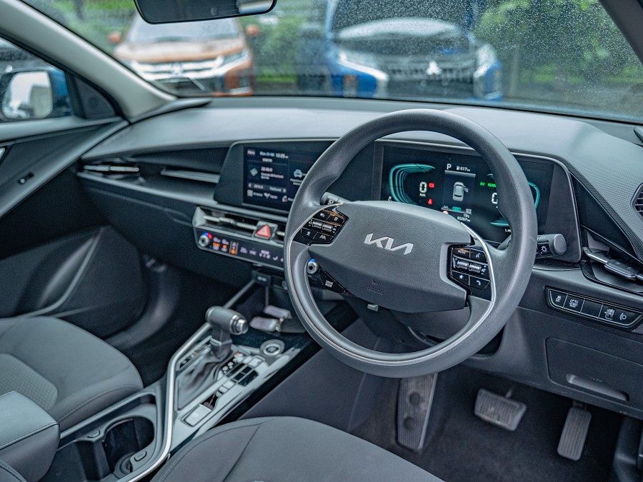 2023 Kia Niro 9