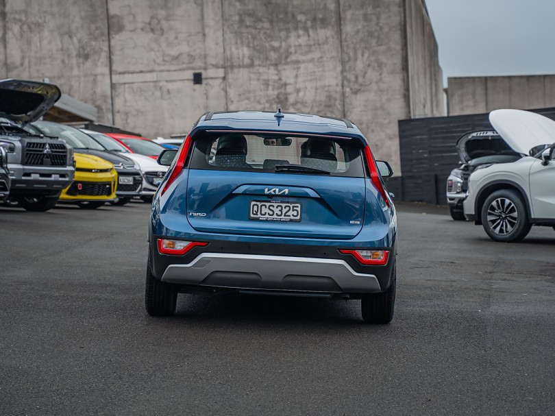 2023 Kia Niro 4