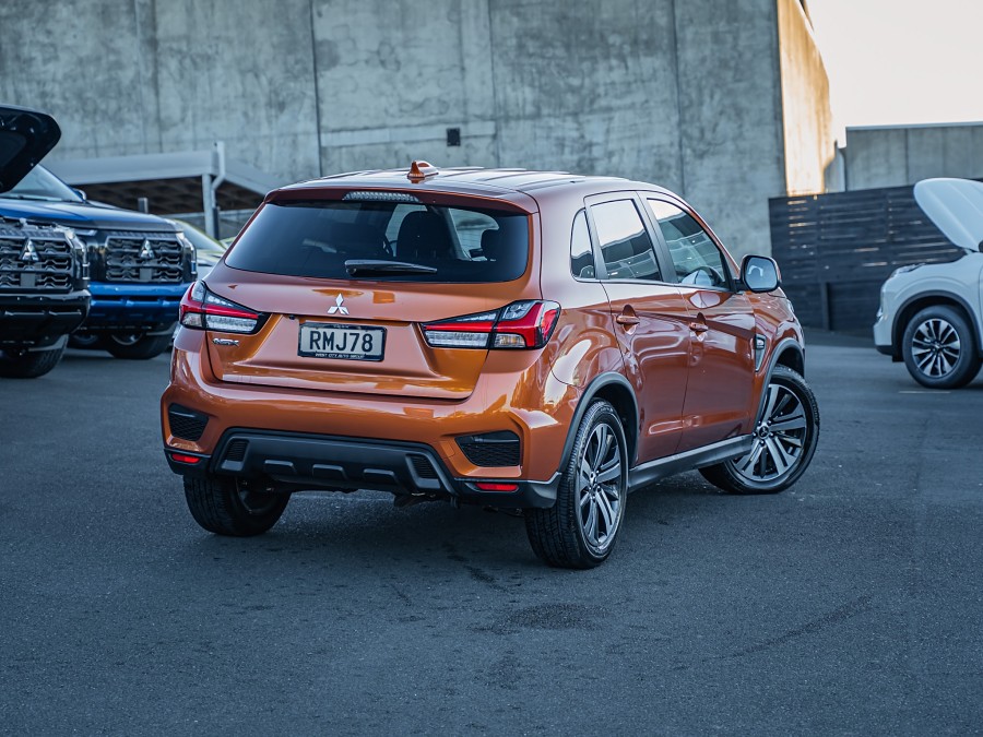 2025 Mitsubishi ASX 2