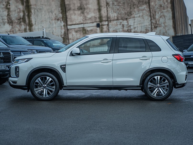 2025 Mitsubishi ASX 5