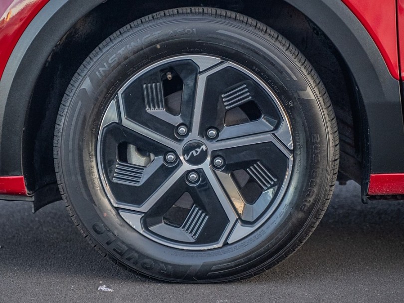 2023 Kia Niro 6