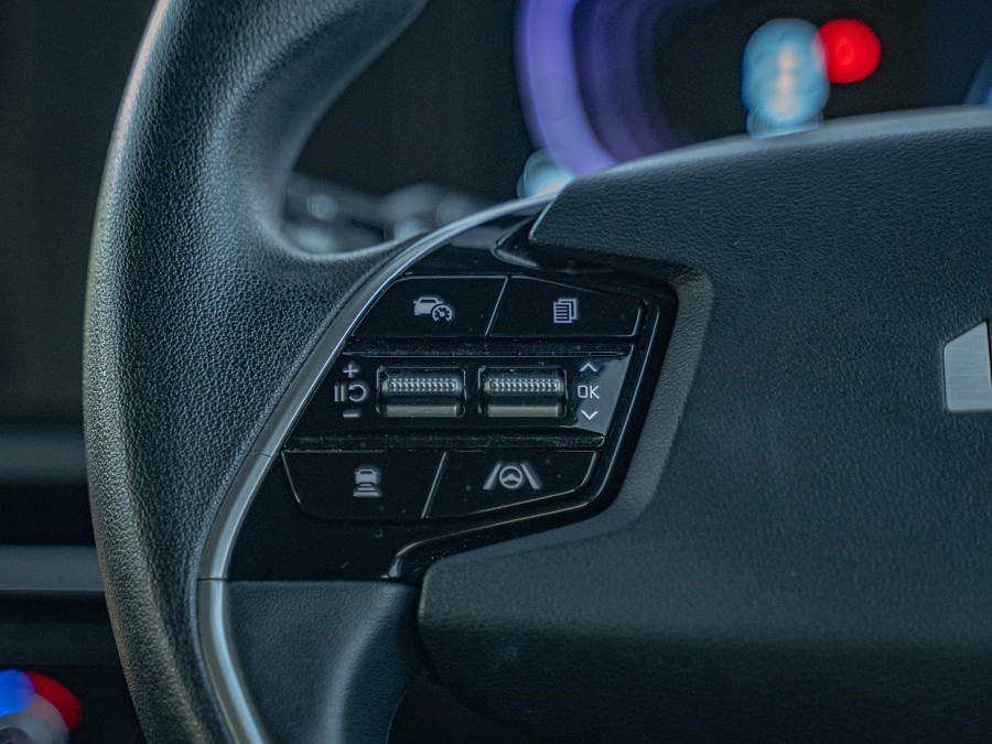2023 Kia Niro 12