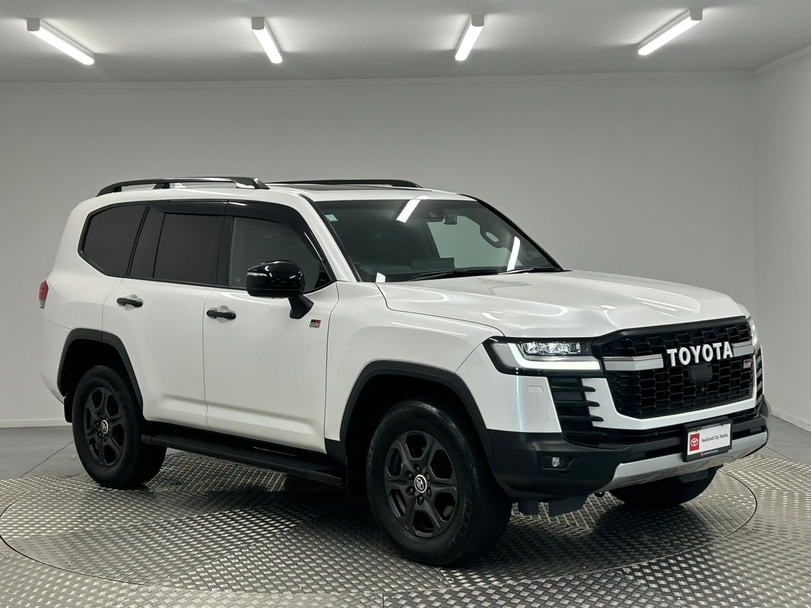 2024 Toyota Land Cruiser
