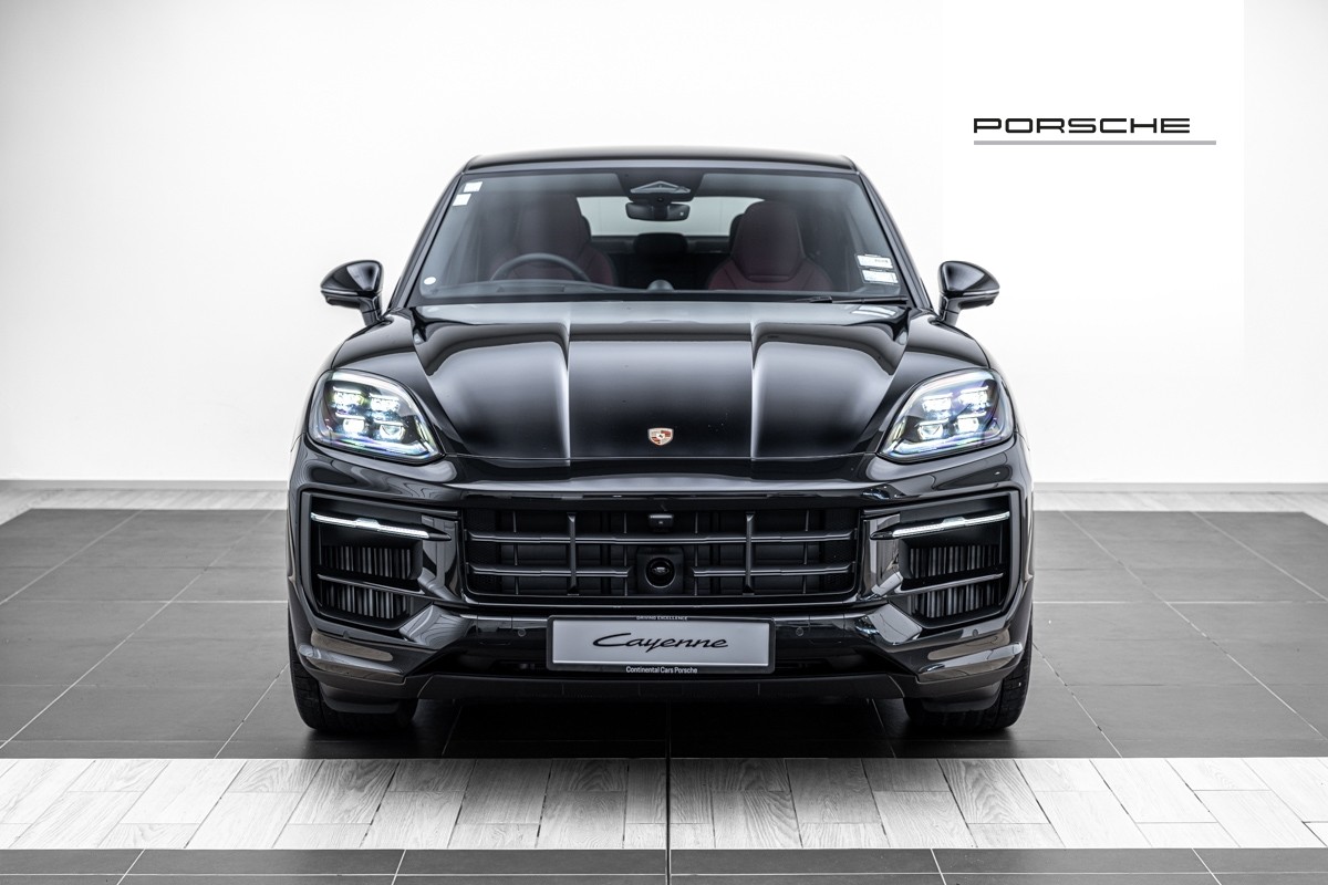 Porsche Cayenne E-HYBRID COUPE BLACK EDITION