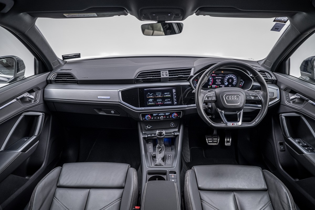 Audi Q3 35 TFSI ADVANCED