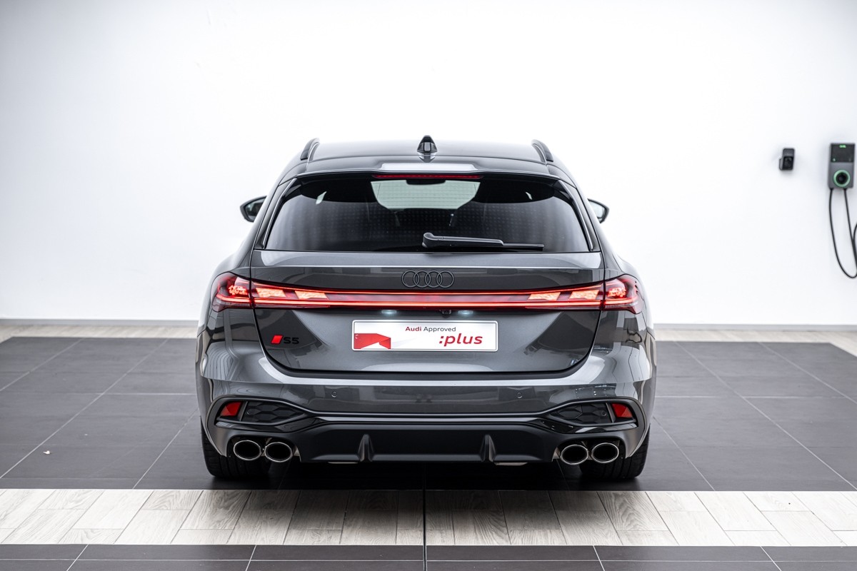 Audi S5 AVANT TFSI