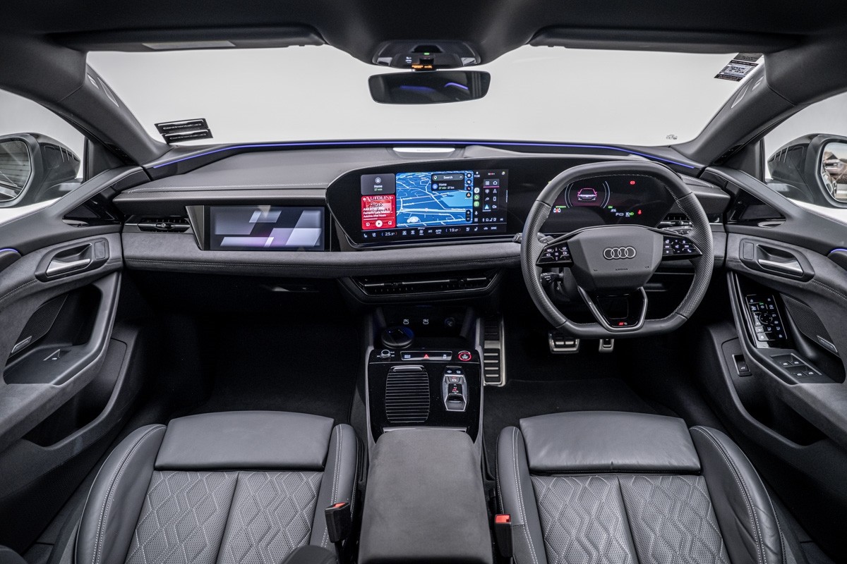 Audi S6 e-tron