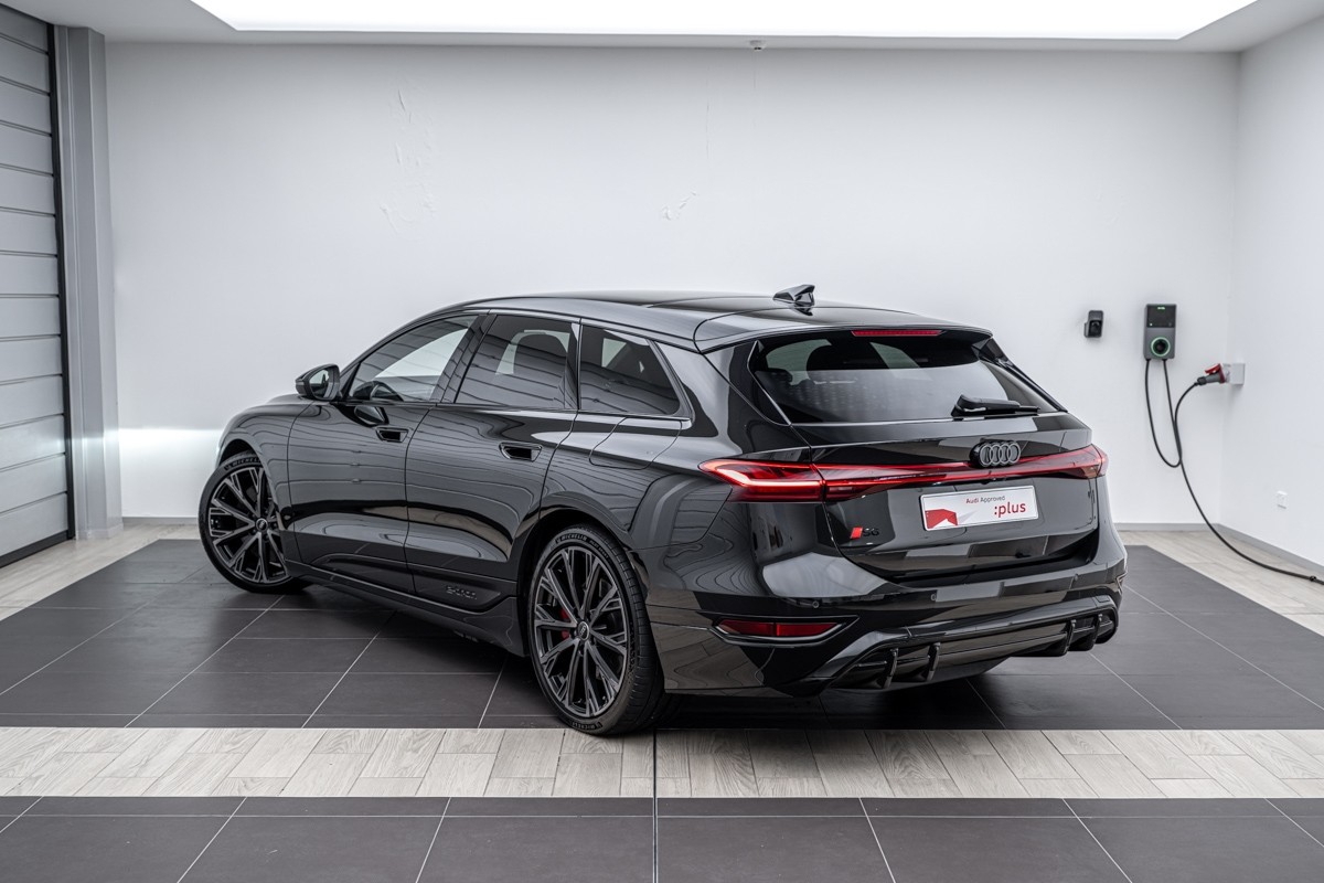 Audi S6 e-tron
