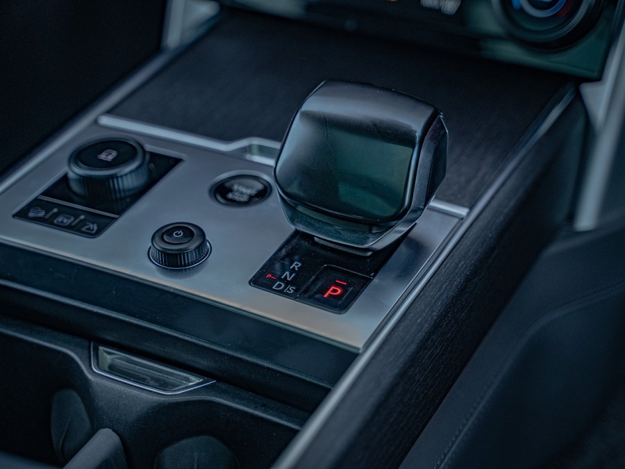 2023 Land Rover Range Rover 15