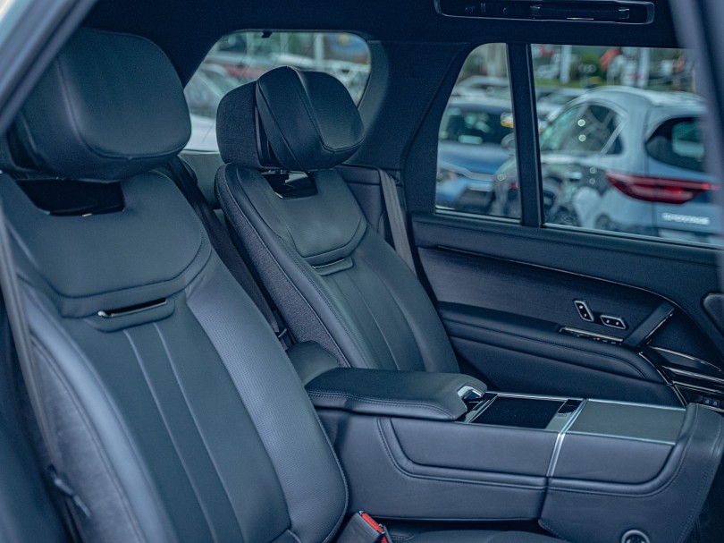 2023 Land Rover Range Rover 17