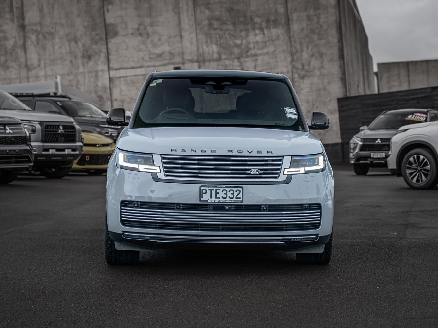 2023 Land Rover Range Rover 3