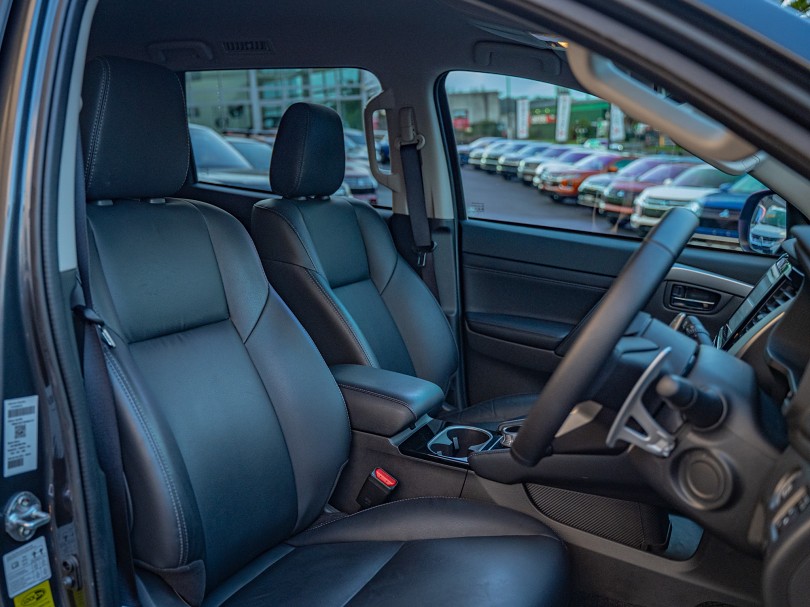 2024 Mitsubishi Pajero Sport 8
