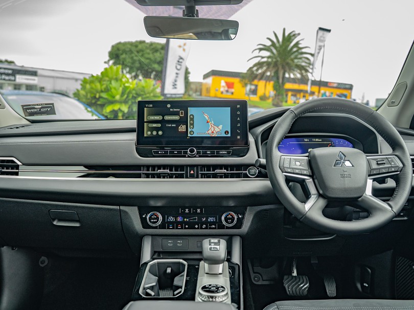2026 Mitsubishi Outlander 10