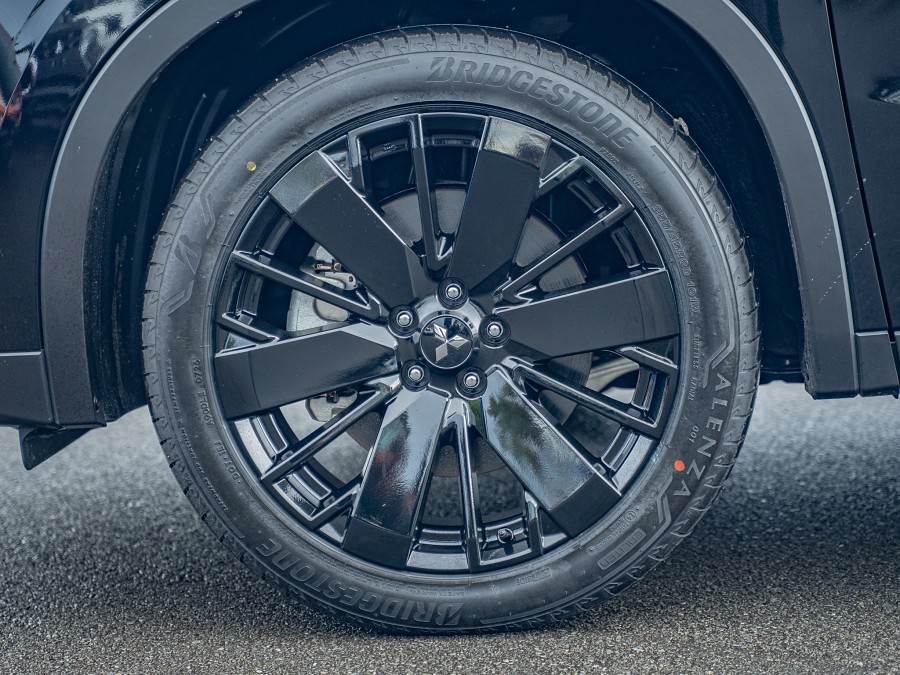 2026 Mitsubishi Outlander 6
