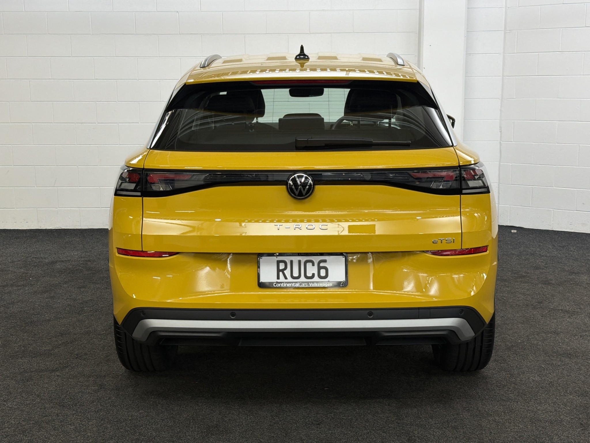 Volkswagen T-Roc Hybrid | Life