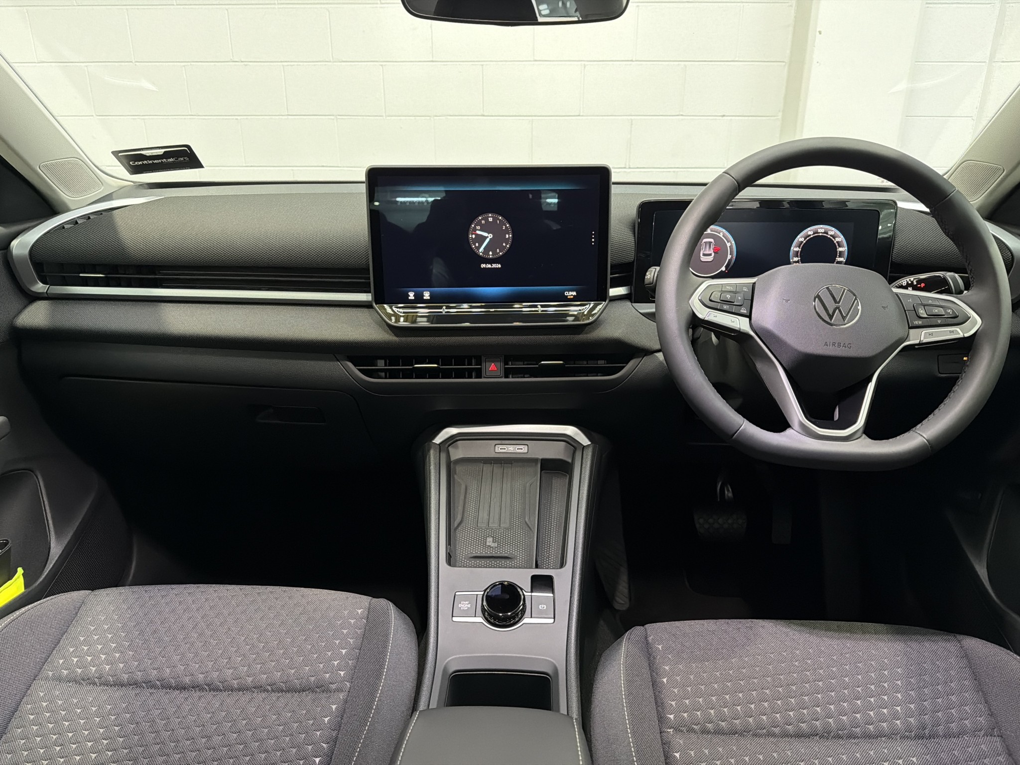 Volkswagen T-Roc Hybrid | Life