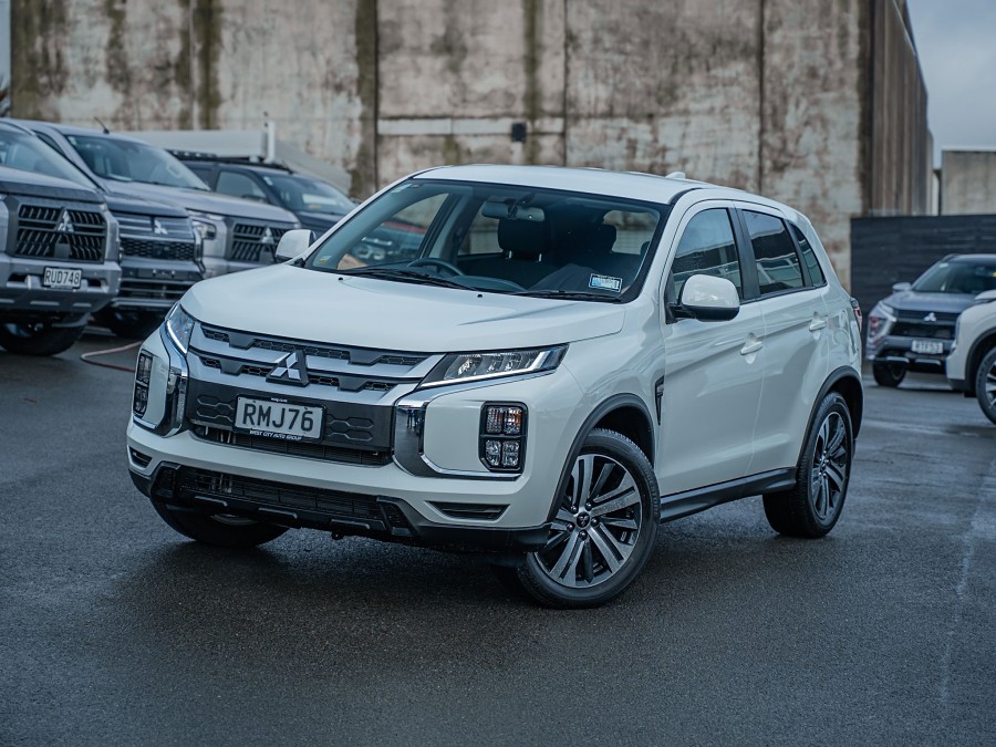 2025 Mitsubishi ASX 1
