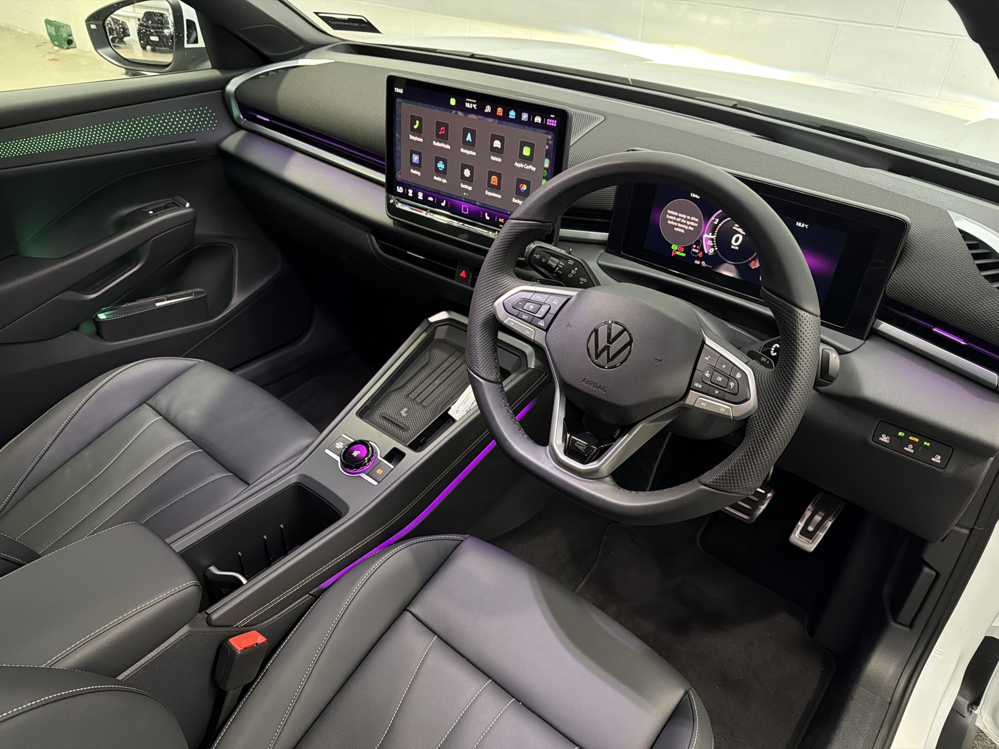 Volkswagen T-Roc HYBRID | R-LINE