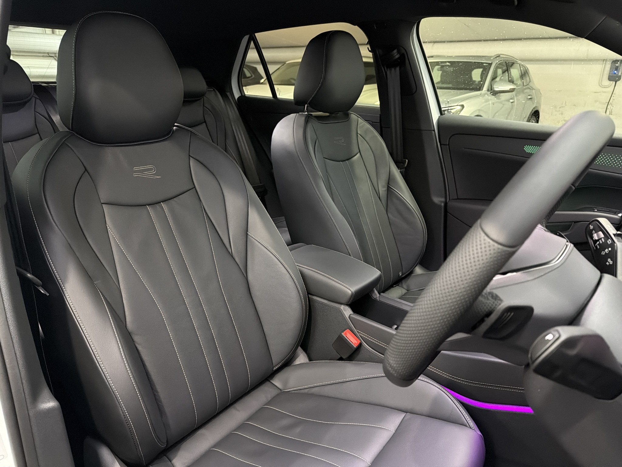 Volkswagen T-Roc HYBRID | R-LINE