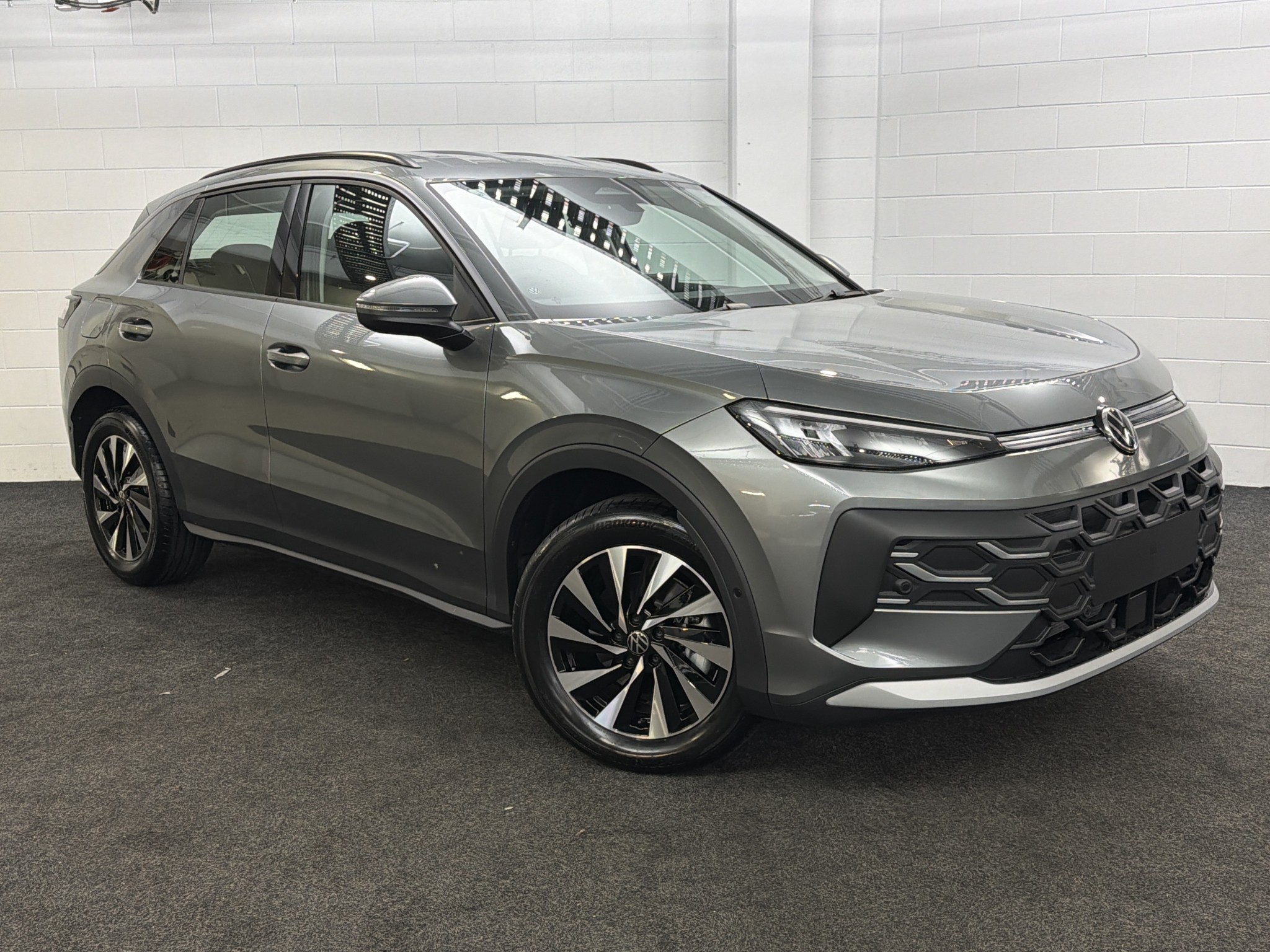 Volkswagen T-Roc Hybrid | Life