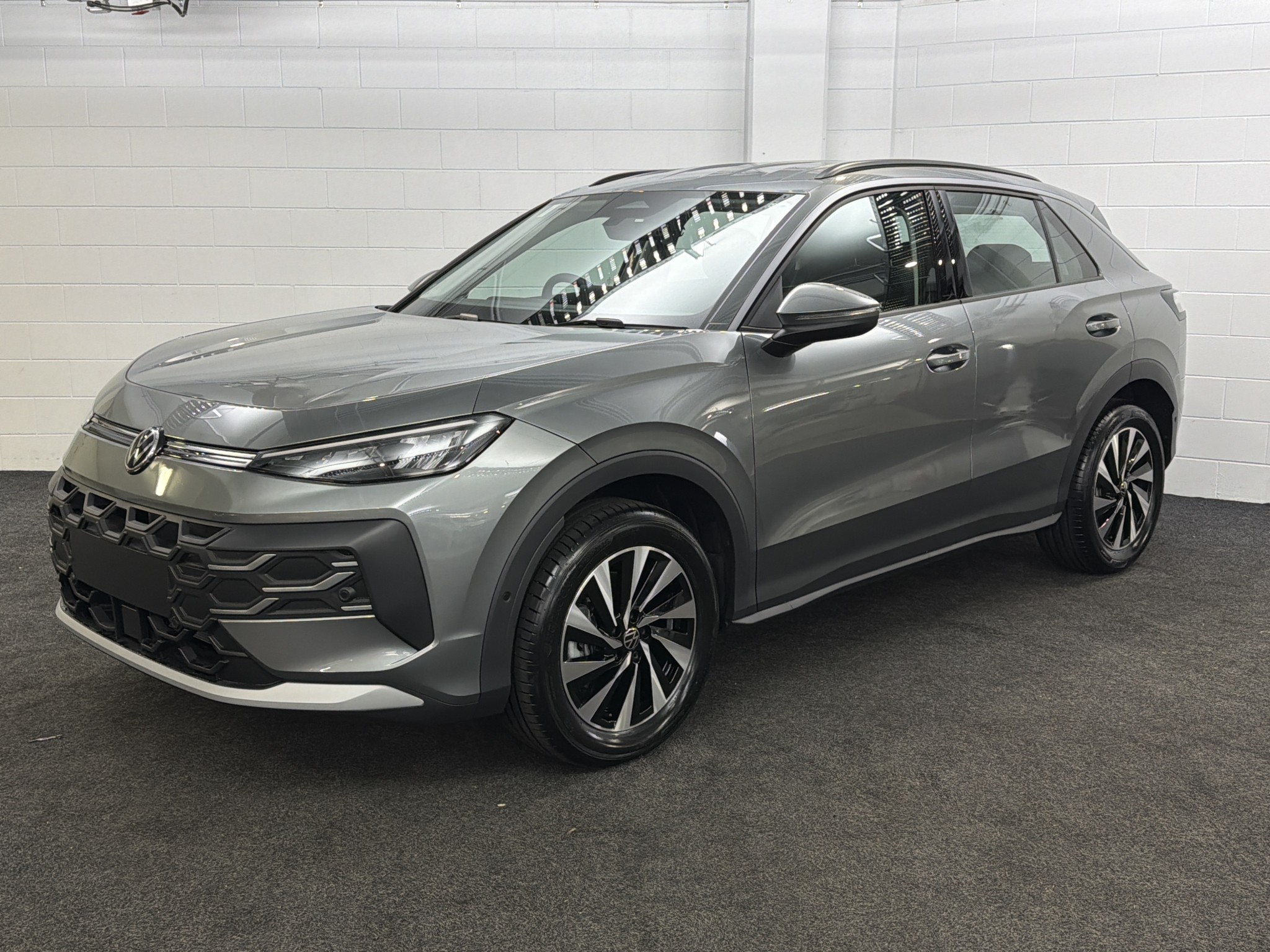 Volkswagen T-Roc Hybrid | Life