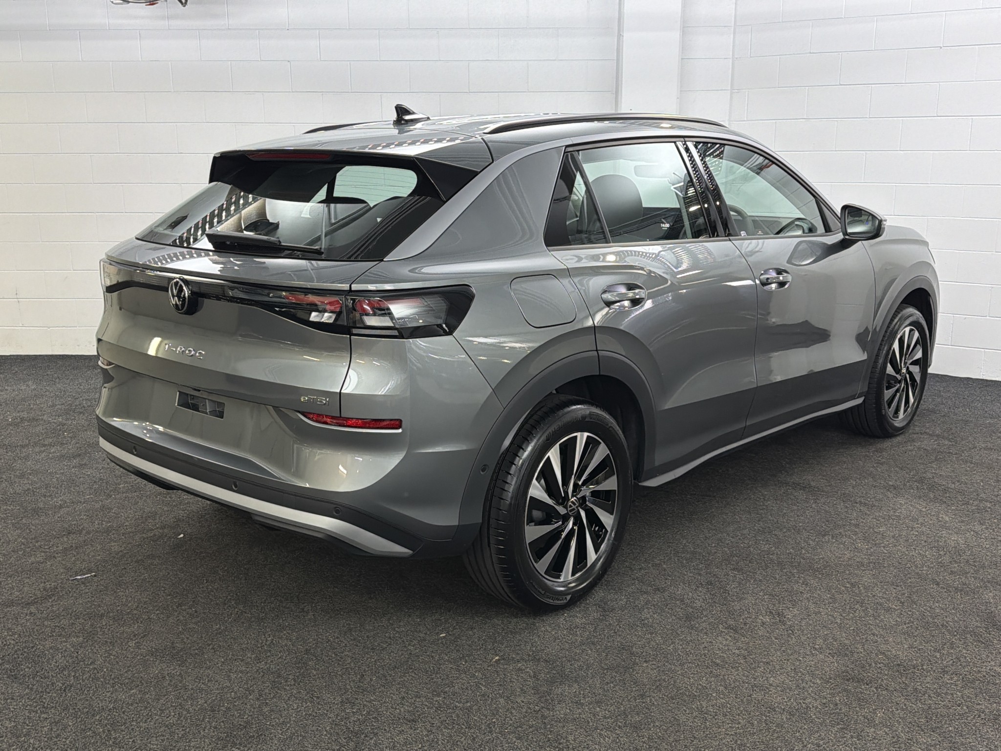 Volkswagen T-Roc Hybrid | Life