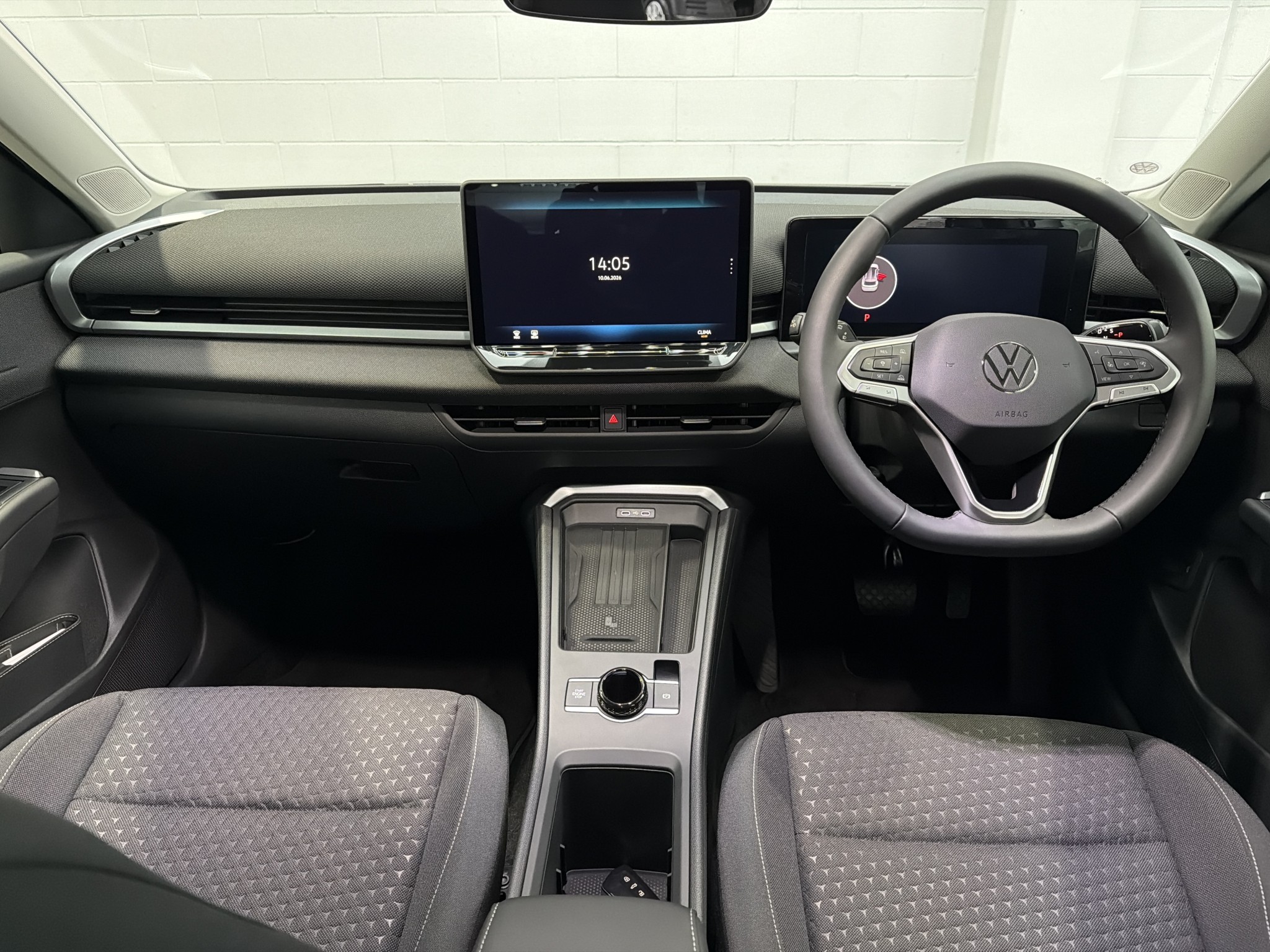 Volkswagen T-Roc Hybrid | Life