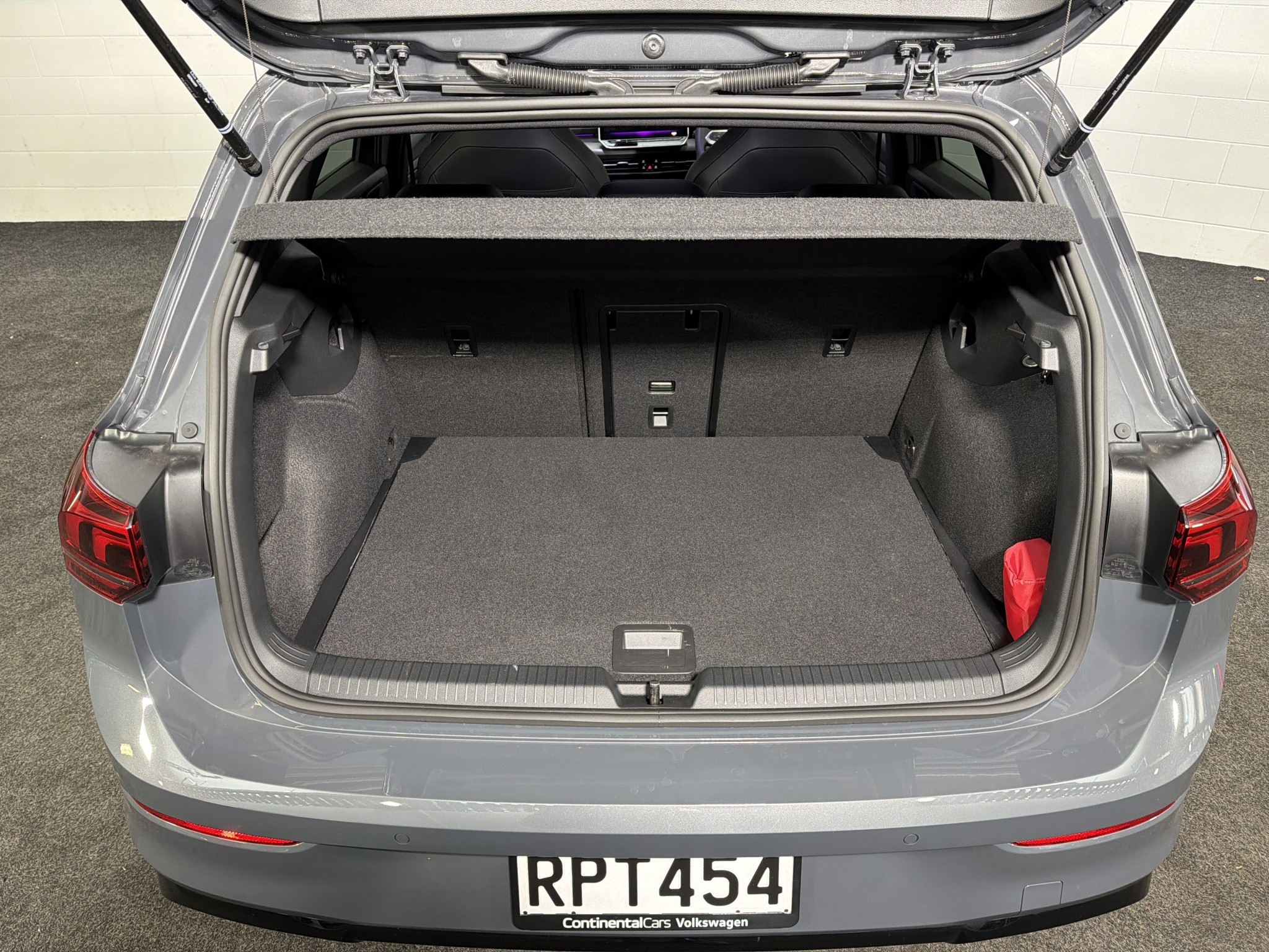 Volkswagen Golf 8.5 R-LINE