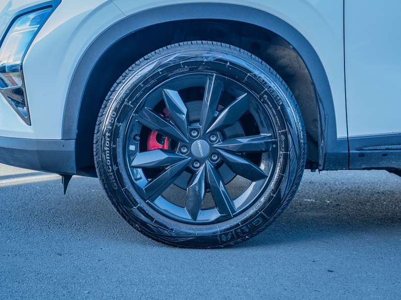 2026 OMODA C5 6