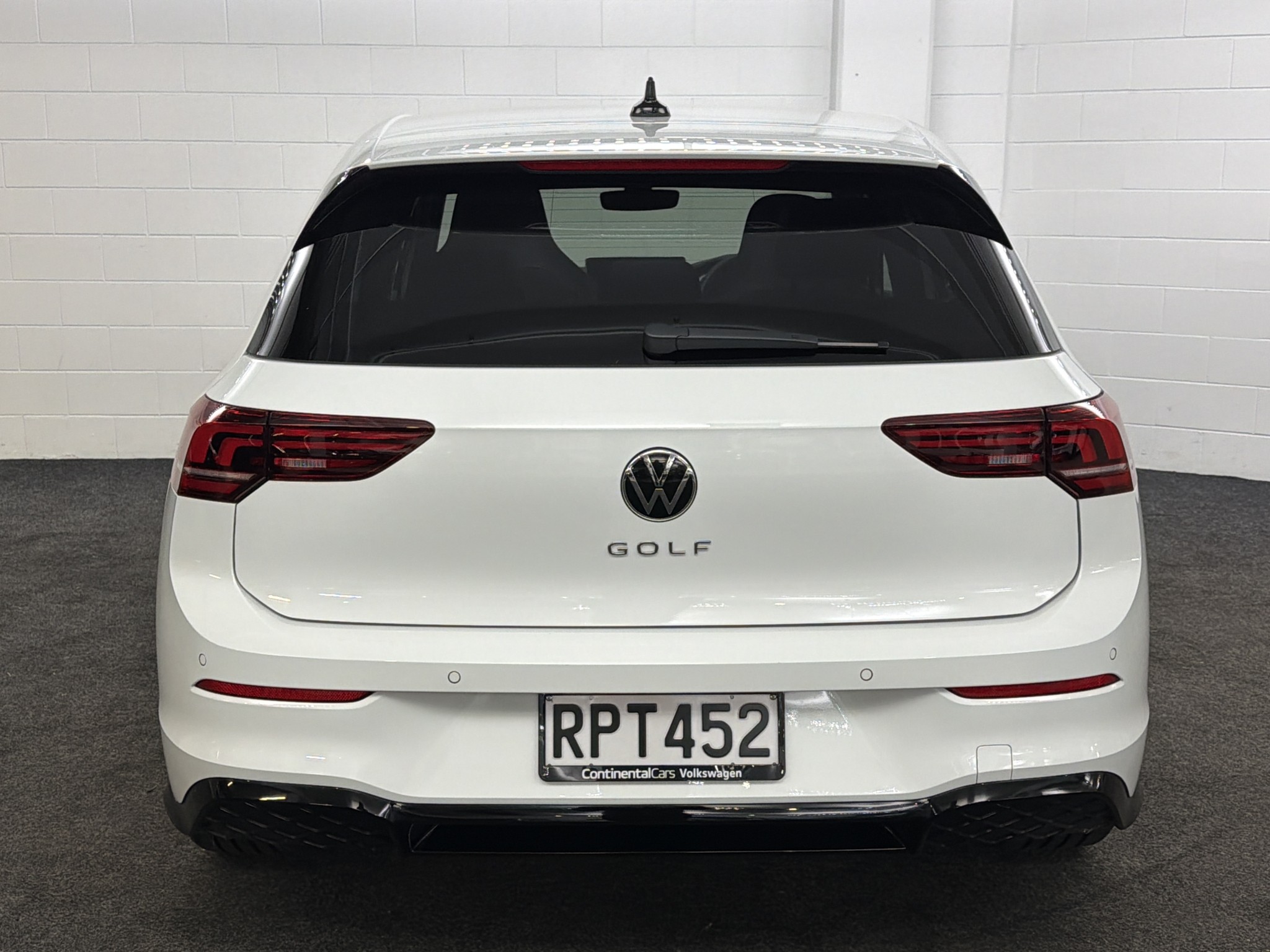 Volkswagen Golf 8.5 R-LINE