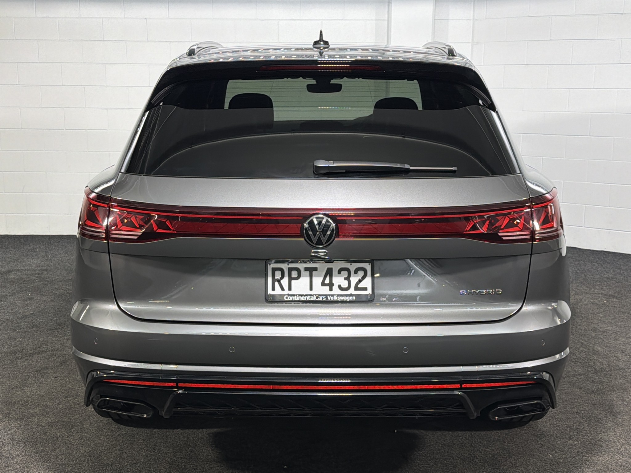 Volkswagen Touareg R PHEV