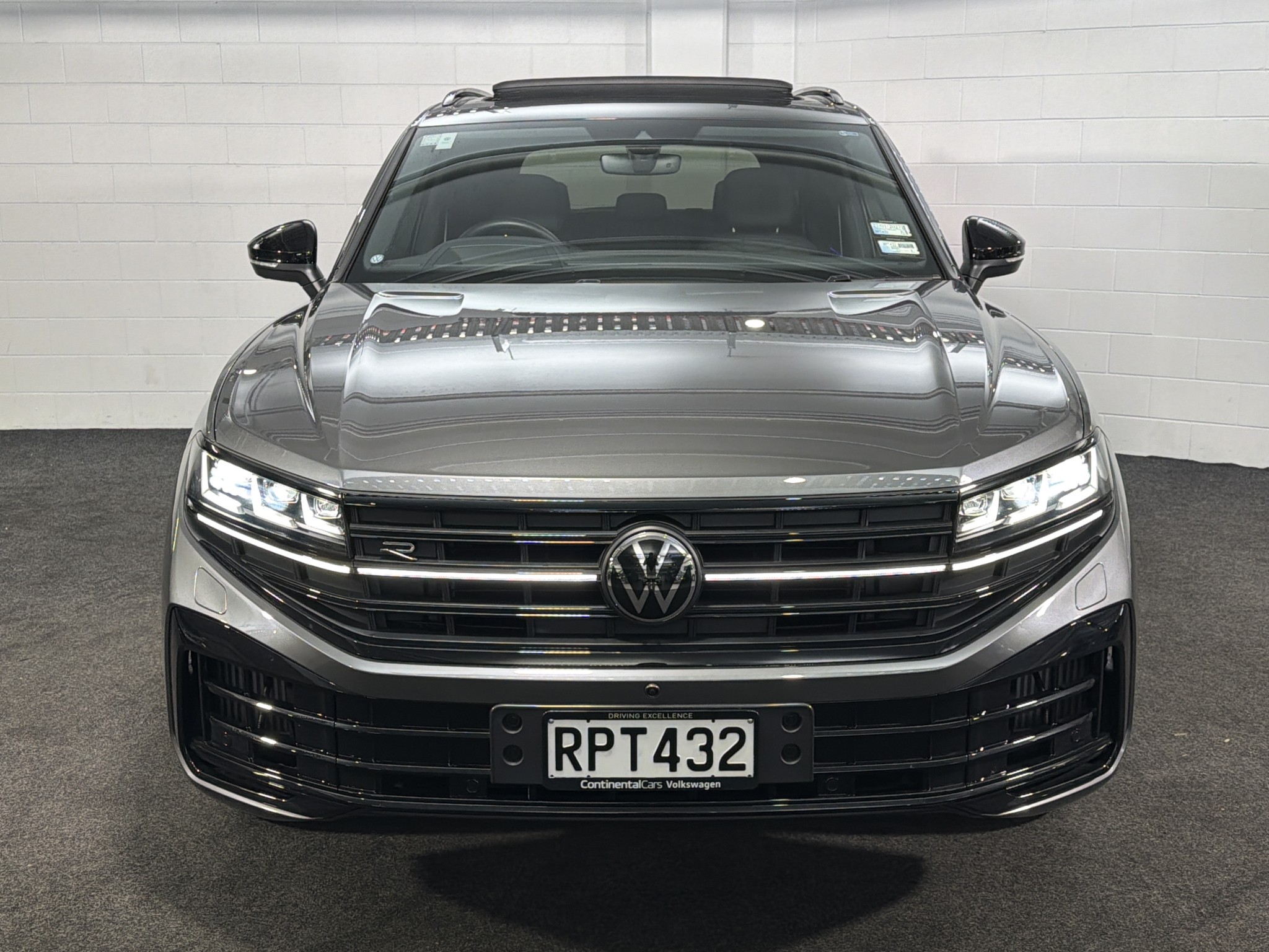 Volkswagen Touareg R PHEV