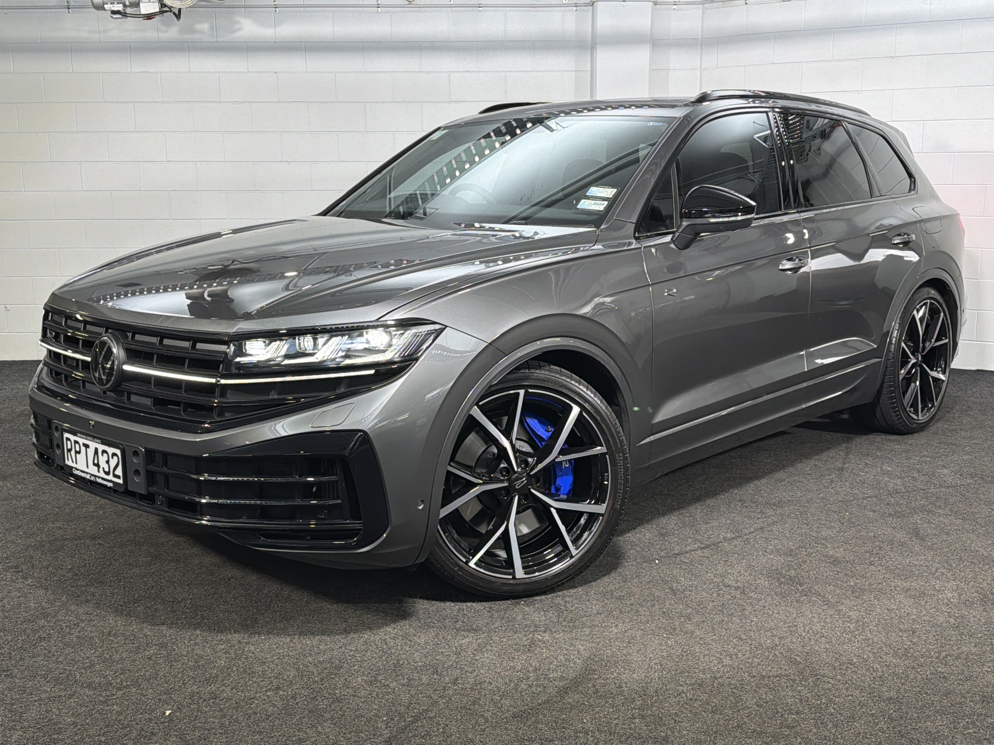 Volkswagen Touareg R PHEV