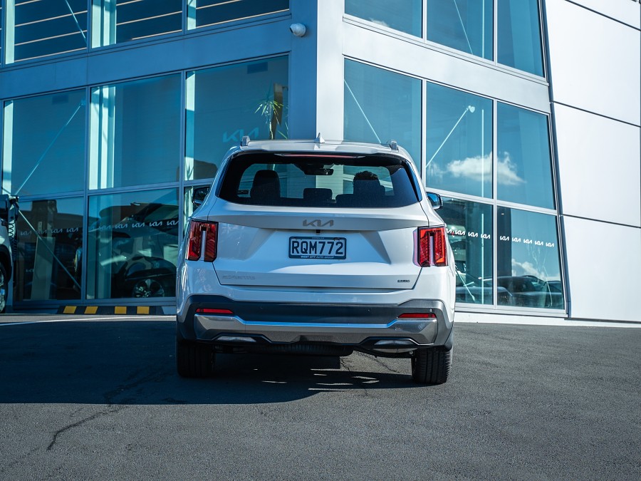 2026 Kia Sorento 4