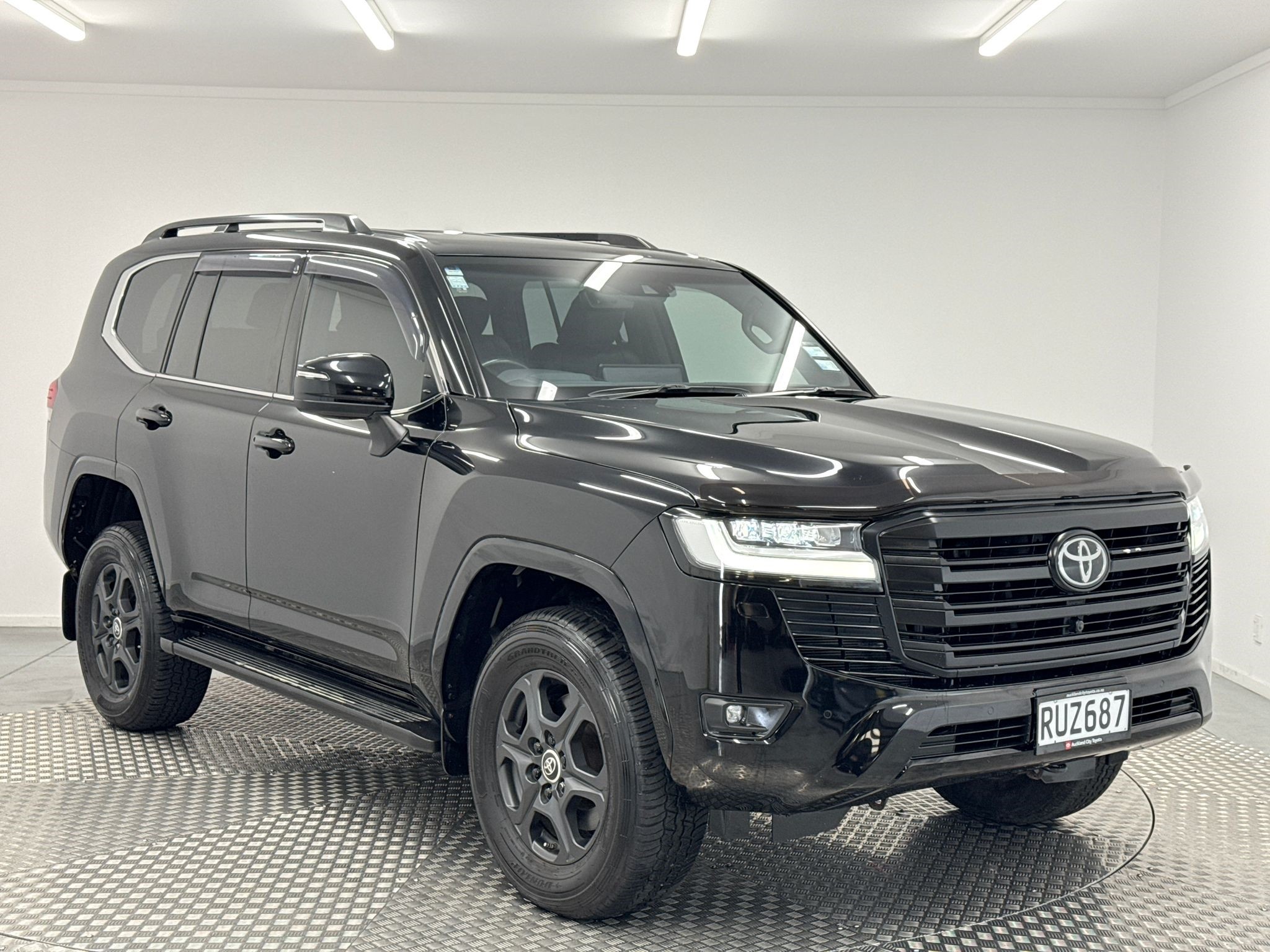 2023 Toyota Land Cruiser