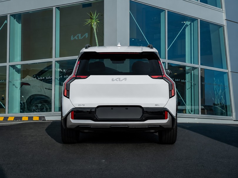 2026 Kia EV9 4