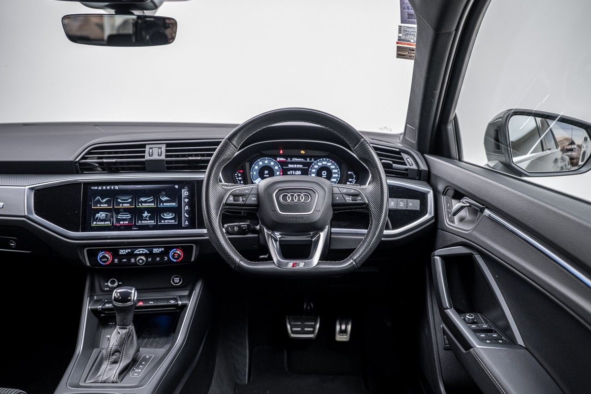 Audi Q3 45 TFSI Q S TRONIC 180KW